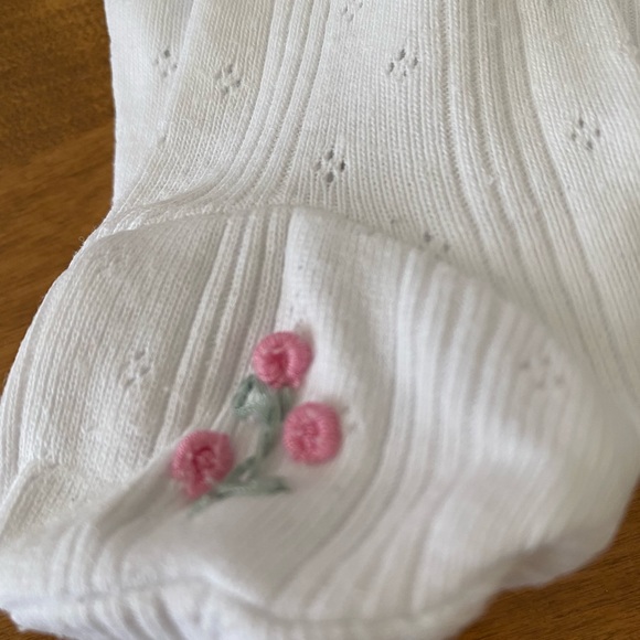 Peter Rabbit White Bodysuit - Picture 4 of 11